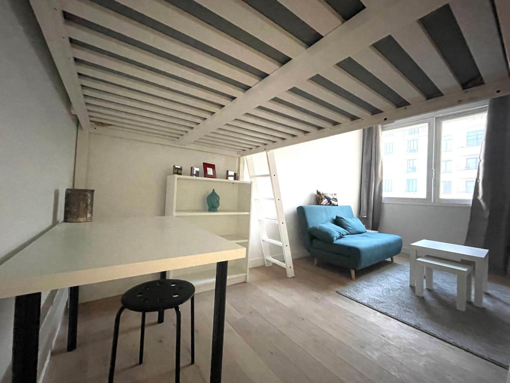 Apartment Dans Le Triangle D'or De